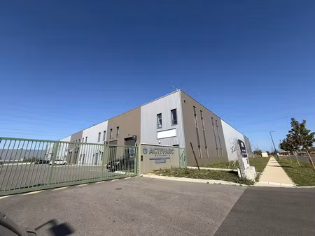 local d'activités à louer à persan (95340) - 478 m²