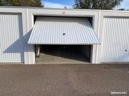 location box garage