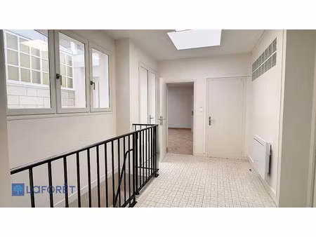 location locaux professionnels 0 pièces 130 m² à chauny (02300)  990 €
