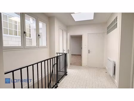 location locaux professionnels 130 m² à chauny (02300)  1 070 €