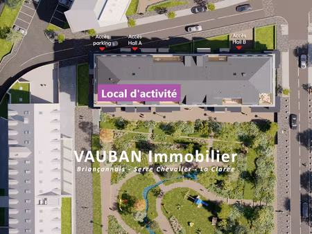 local tous commerces + reserve centre ville de briancon