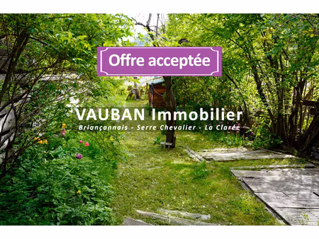 maison a renover avec garage et jardin