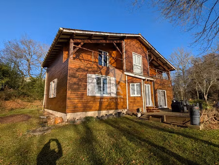 maison individuelle en bois à 10 min de montpon-ménestérol 7 pièces 173.4 m2