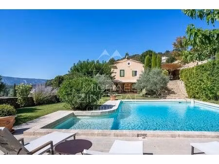 maison de prestige de 255 m2 en location goult  provence-alpes-côte d'azur