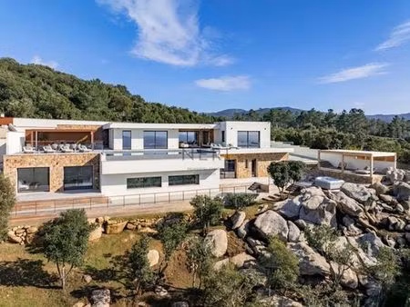 villa de luxe de 7 pièces en location porticcio  corse