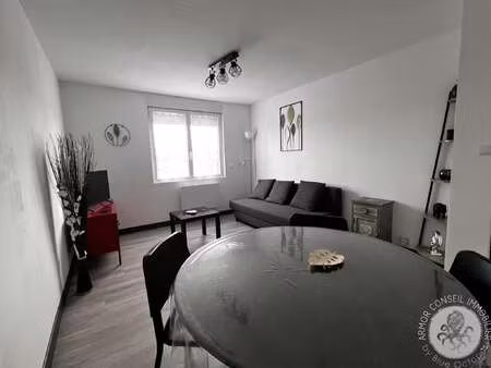 vente bureaux et commerces à pléboulle (22550) : à vendre / 216m² pléboulle