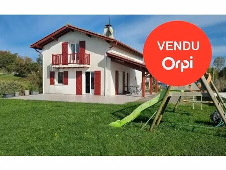 maison bidache m² t-5 à vendre  445 000 €