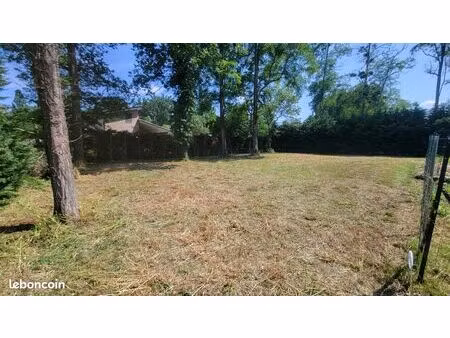 terrain 545m²  mazeres  libre de constructeur