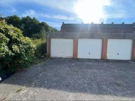 sous option -garage à vendre