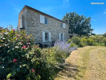 propriété 8 pièces 187 m²