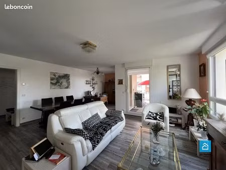 appartement 4 pièces 100 m²