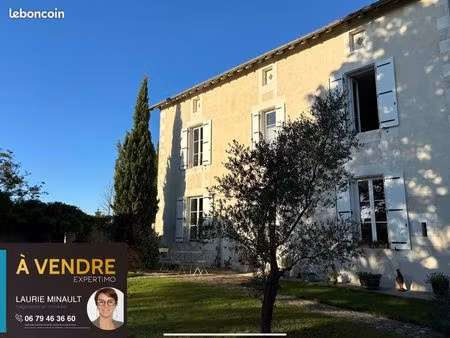 propriété 5 pièces 144 m²