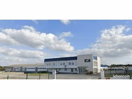 local bureaux 253 m²