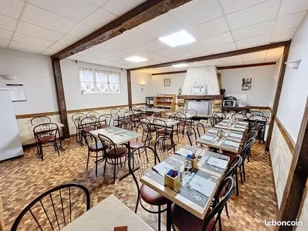 immeuble 282 m² gastins