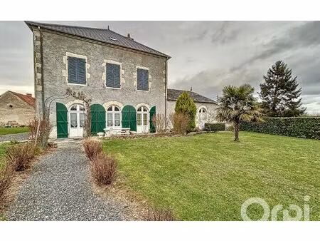 maison saint-étienne-de-vicq m² t-8 à vendre  345 000 €