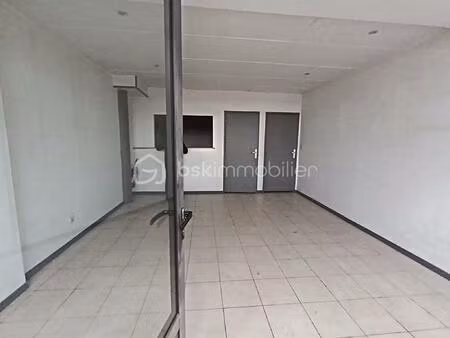 maison de 560 m² à chateau-arnoux-saint-auban