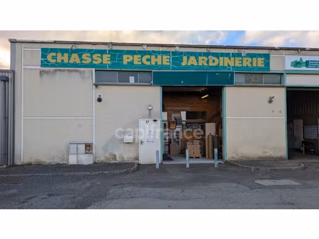 fonds de commerce à vendre falaise 250m2 60 000€