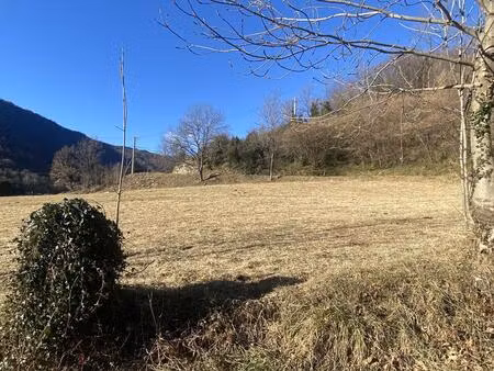 terrain constructible 3500m2