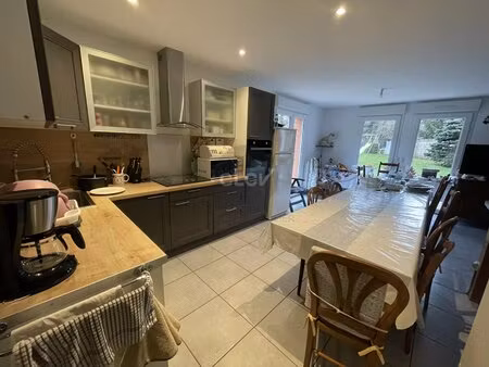 maison d'environ 87 m² avec jardin à rancé