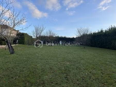 terrain de 2 173 m² à lisle