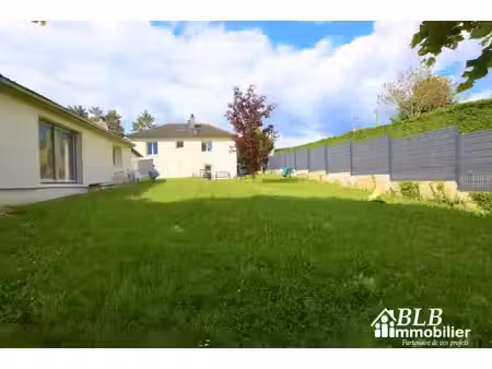 78320 levis saint nom agréable maison 6 pièces avec dépe