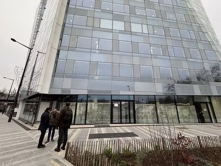 location commerce issy les moulineaux 236 m²