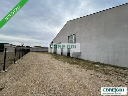 location local d'activités noves 460 m²