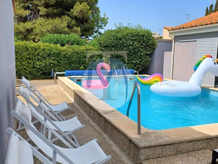 canetoise 6 pieces avec piscine + dependances