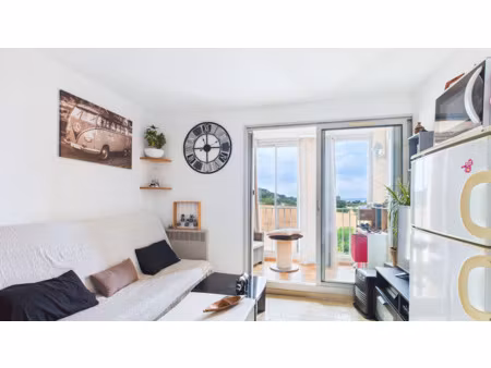 vente appartement 1 pièce 23 m² carqueiranne (83320)