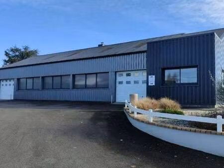 location bureaux et commerces à balazé (35500) : à louer / 371m² balazé