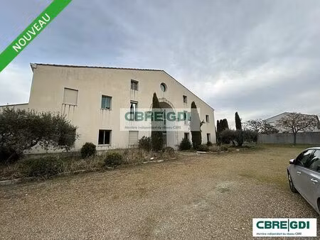 location bureau noves 480 m²