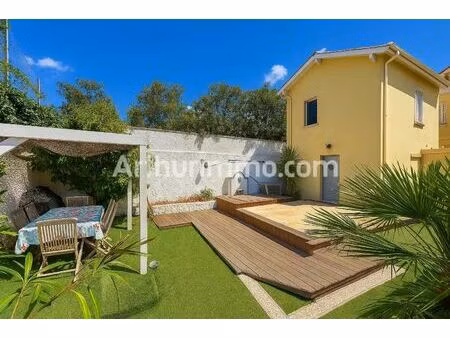 vente maison 8 pièces 210 m2 à béziers