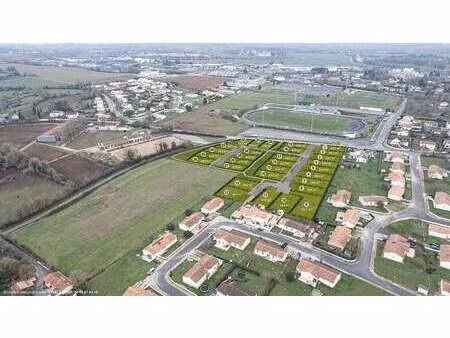 vente terrain à saint-maixent-l'école (79400) : à vendre / 309m² saint-maixent-l'école