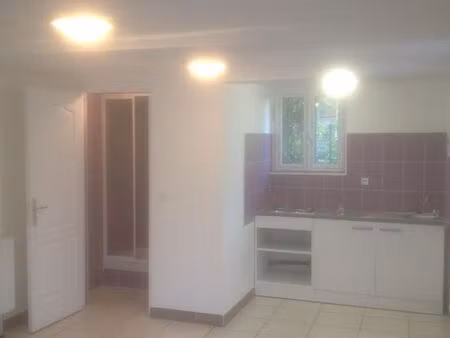 location appartement 1 pièce 23 m² à orly (94310)