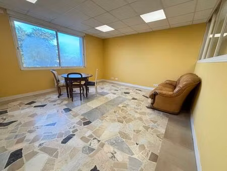 mamers - bureau à louer