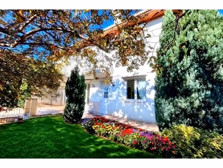 maison familiale quartier prisé