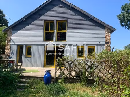 belle bâtisse de caractère  158 m²  6 pièces