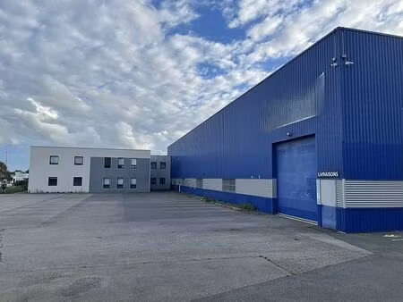 location local d'activités st aignan grandlieu 2 143 m²