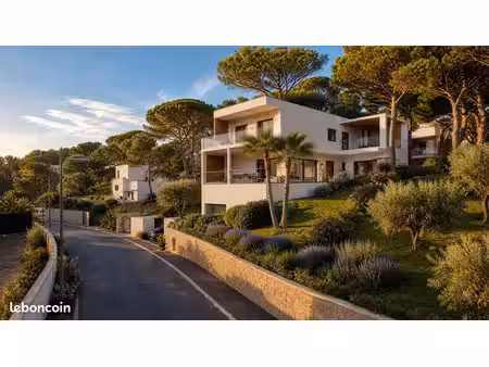 terrain 700 m² montferrier sur lez
