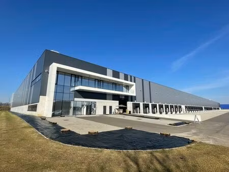 entrepôt à louer à oupeye