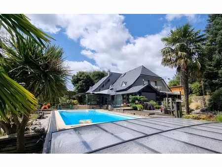 maison à vendre 8 pièces proche de tarbes (65)