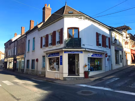 immeuble de rapport avec local commercial