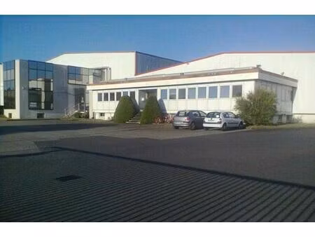 location local d'activités vallet 6 763 m²