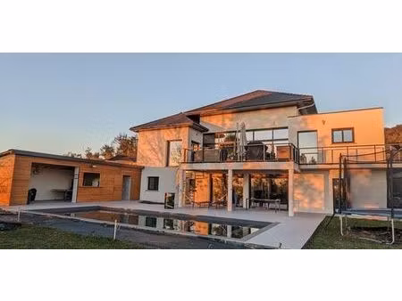 maison de 6 pièces de luxe en vente à labastide-monréjeau  france