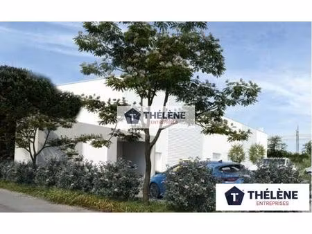 vente local commercial 90m2 lunel 34400 - 154500 € - surface privée