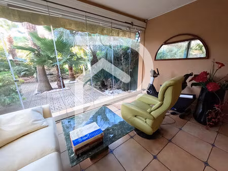 vente maison 6 pièces 116 m² hyères (83400)