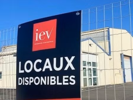 location local commercial