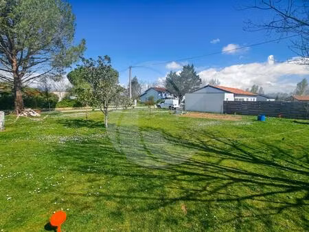 terrain constructible de 420 m²