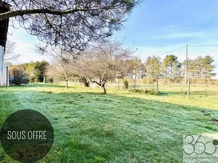 terrain de 1017m²  viabilisé  dans un cadre calme et agréable.