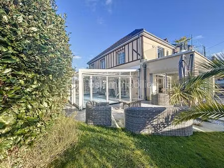 demeure de 227 m² à ouistreham